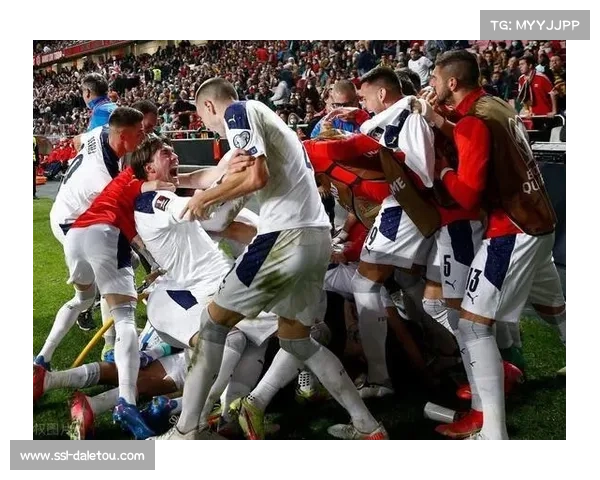 欧锦赛小组头名之争土耳其与塞尔维亚焦点对决定胜负 欧锦赛小组头名之争土耳其与塞尔维亚焦点对决定胜负